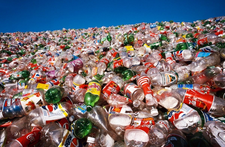 The tons of plastic that are still to come The tons of plastic that are still to come